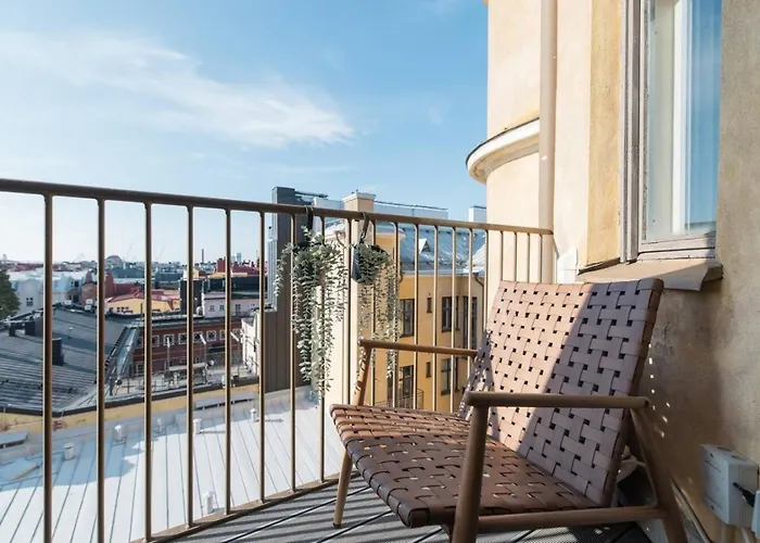 Luxury Penthouse, Sauna, Balcony, Aircon דירה הלסינקי